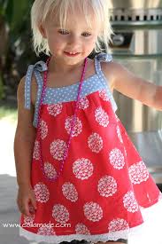 Möchtest du ein kostenloses schnittmuster? Tied Summer Dress In Red Nahen Fur Kinder Schnittmuster Kinder Nahen Anfanger