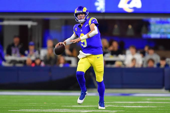 Matthew Stafford leading Rams' playoff push, while Giants sort out QB  position | Reuters