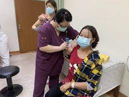 美贈台75萬疫苗 蔡總統感謝拜登政府「及時雨」 美國聯邦參議員達克 … 閱讀 美國參議員訪團宣布︰首批援台疫苗75萬劑 美國聯邦參議員達克沃絲、蘇利文及昆斯今 … 閱讀全文… Gxnequseob0xmm