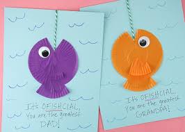 Print this father's day questionnaire and fill it it with your students' answers. Easy Father S Day Fish Card I Heart Crafty Things