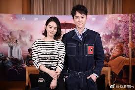 Tuy nhiên thực tế sau khi kết hôn triệu lệ dĩnh mới là bà chủ và bà hoàng của gia đình. Triá»‡u Lá»‡ DÄ©nh Va Phung Thiá»‡u Phong Cung Dáº¡o Phá»' Lá»™ Bá»¥ng Báº§u Ro Rá»‡t