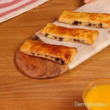Pour Le Petit Dejeuner Realisez De Delicieux Pains Suisses Aux Pepites De Chocolat Recettes De Cuisine Recette Et Recette Cuisine Facile