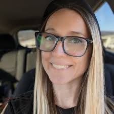 Alexandria Collazo's Instagram, Twitter & Facebook