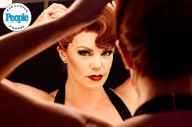 Robyn Hurder Takes PEOPLE Backstage at Broadway's Chicago (Exclusive)