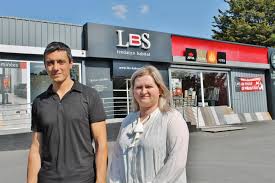 Pour 6 à 9 ans inclus, n'ayant pas gagné 130.000 à leur 1ère participation au grand national des amateurs en 2018. A Pontivy Lbs Tendance Habitat S Agrandit Pontivy Journal