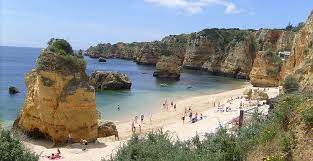 La regione del centro del portogallo è conosciuta per i suoi paesaggi diversificati per questo motivo vorrei condividere con voi alcune delle mie spiagge preferite della regione del centro del portogallo. Le 10 Migliori Spiagge Del Portogallo Vivi Lisbona
