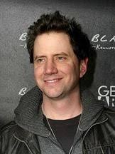 Reparto Entre Fantasmas temporada 4