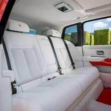 The rolls royce cullinan is the top of the line when it comes to suvs. Rolls Royce Cullinan Der Erfahrungsbericht Des Edlen Suv Findest Du Hier