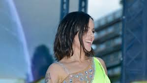 Résultat de recherche d'images pour "alizee"