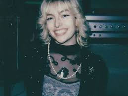 nieve ella and fran larkin