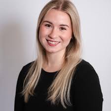 Looking for interesting reading challenges and came up with the following.  Need some book recommendations for books with following...... Please  include book name & author *Months *Major holidays (Easter, Halloween,  Cinco De