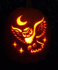 Schnitzen sie mit dieser vorlage ganz einfach selbst eine eule! Owl Pumpkin Creative Pumpkin Carving Halloween Pumpkin Carving Stencils Amazing Pumpkin Carving