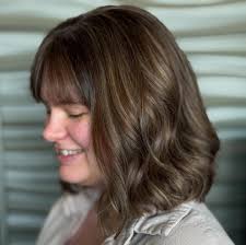 🍂 As the seasons change, not all women feel the pull to go darker with  their hair! ✨ Some embrace the shift by going lighter, bringing brightness  to the cooler months. Blonde