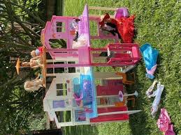 Se non volete farvi cogliere impreparati è bene cominciare fin da subito a confrontare prezzi e caratteristiche dei migliori modelli. Casa Di Malibu Barbie A Lodi Clasf Moda E Accessori