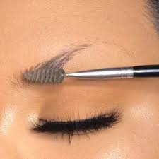 Anastasia Beverly Hills On Instagram Brow Routine Pearlysienna Using Dipbrow Pomade In Ebony Makeup Eyelashes Eyebrow Makeup Tips Eyebrow Makeup Tutorial