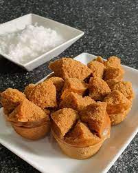 Gula cair yang terbuat dari gula pasir atau gula tebu tak pernah disebut kinca. Tips Apem Gula Merah Resep 39 Apem Gula Merah Resep Enyak Tips Apem Gula Merah Huberthapriska