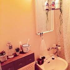 バス トイレ salut フェイクグリーン diy セリア などのインテリア実例 2016 01 31 23 23 23 roomclip ルームクリップ ユニットバス ユニットバス インテリア 小さい部屋のデザイン