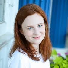 Audrey Schulz's Instagram, Twitter & Facebook