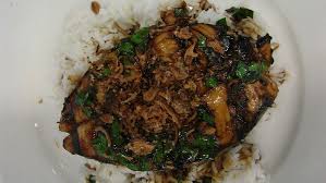 Sticky Spanish Mackerel Cutlets With Crispy Shallots And Garlic Chives Recipe Mackerel Recipes Crispy Shallots Spanish Mackerel