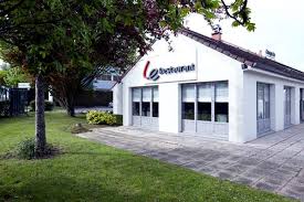 Elle abrite un grand centre commercial, ulis 2. Hotel Restaurant 3 Star Les Ulis Campanile