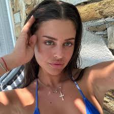 FRANCESCA CROSS NECKLACE GOLD