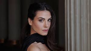 Serena Saenz's Instagram, Twitter & Facebook