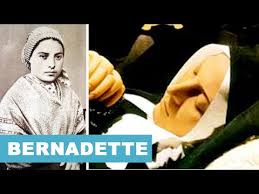 Pagesinteresttv2000videosil sarcofago del corpo incorrotto di santa rita. Video Corpo Incorrotto