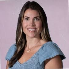 Candace Crowe's Instagram, Twitter & Facebook