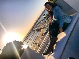 Laura Rose On Instagram A Moment Of Bliss Mood Moment Zen Bliss Peace Relax Suns Melbourne Girl City Travel Tourist Attraction