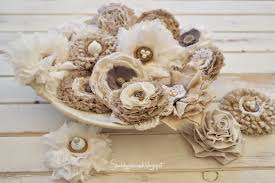 This diy gives you the idea to make a ruffle spiral pillow last, seal the paint twice with clear sealer. Shabby Chic Bluten Shabby Chic Flowers Shabby Chic Shabby Chic Fabric