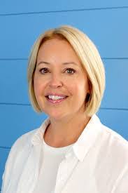 Blake Champlin's Instagram, Twitter & Facebook