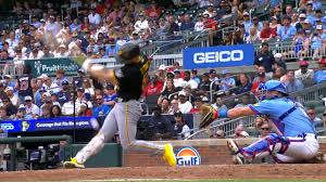 Lowe exits loss to Braves after fouling pitch off knee