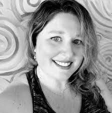 Katie Beane's Instagram, Twitter & Facebook