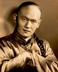 A History of Yellowface in the Family