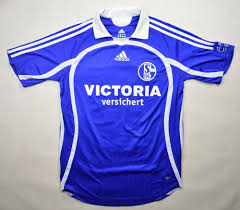 The design on the front of the shirt is a tribute to the fans of schalke, to the people who support s04 week in, week out. 2006 07 Fc Schalke 04 Asamoah Shirt S Football Soccer European Clubs German Clubs Schalke 04 Gelsenkirchen Classic Shirts Com