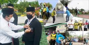 Kesemua inisiatif ini merangkumi bantuan dari segi bekalan air, kelahiran, pengajian tinggi. Lencana Sekolah Agama