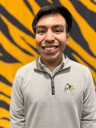 Congrats to graduate student Noah Simmons