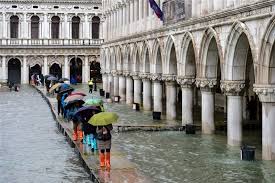 Grand canal of venice by michelle o'kane. Italia Boylia3e 3ana H Benetia Fwto Patras Events