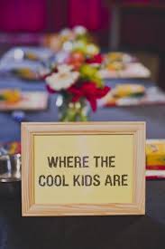 Die Besten Deko Ideen Fur Den Kindertisch Kinder Auf Der Hochzeit Hochzeitsspiele Ideen Und Kindertisch Hochzeit