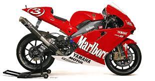 yamaha m1 942cc 2002 later increased to the maximum capacity of 990cc バイク