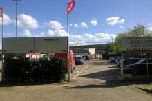 The nearby towns of woking and guildford offer impressive shopping and leisure facilities along with a wide choice of good schools for all ages. Hook Heath Area Guide What Makes Hook Heath So Great
