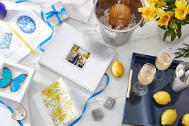 Conceptual hand writing showing 10 years. 10th Wedding Anniversary Celebration Suggestions