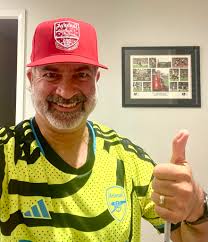 0500 down here in OZ, and after much broken sleep (football daze); it's  “Come