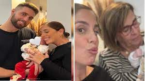 Anabel Pantoja comparte en imágenes la primera Navidad de la pequeña Alma -  YouTube