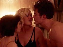 If renting, make sure to ask your landlord for permission first. How To Have A Successful Threesome According To People Who Have A Lot Of Them Gq