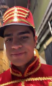 Le quebraron el vidrio de su camioneta al bebé Aaron Mercury, pero ni así  lograron opacarlo ✨🔥 mis almas. Él ya está listo para la gran final de Las  Estrellas Bailan en