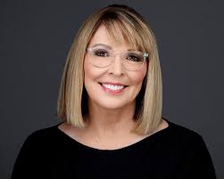 Business Breakthrough: Interior Designers: Your Creative Value Blueprint to  Get Paid What You're Worth eBook : Doby, Gail : Amazon.in: Kindle Store