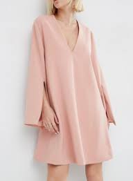Comment S Habiller Quand On A Du Ventre 11 Astuces Geniales S Habiller Robe Chic Mariage Modele Robe De Soiree