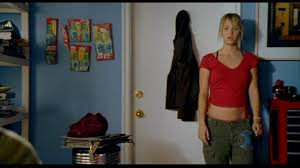 Kaley Cuoco's unexpected thong slip caught on camera.