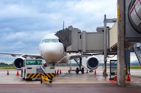 Apresentadora denuncia ao PROCON uso do nome de Curitiba pelo Aeroporto de São José dos Pinhais